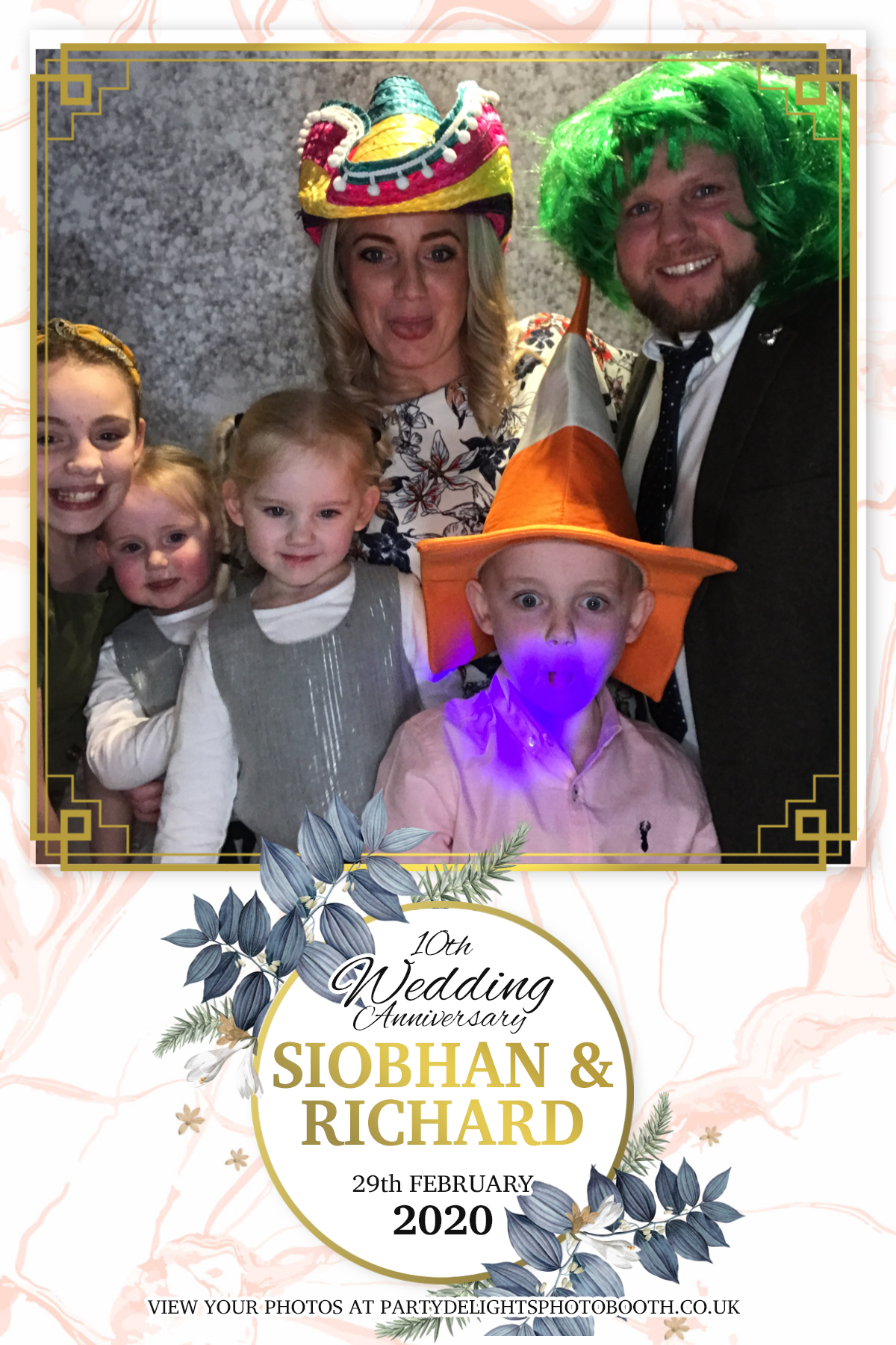 Siobhan and Richards Vow renewal  | View more photos from the event at gallery.partydelightsphotobooth.co.uk/u/PartyDelightsPhotoBooth/Siobhan-and-Richards-Vow-renewal